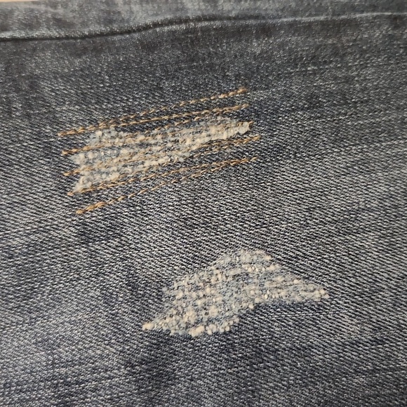 NWOT Wrangler Girls's Slim Fit Blue Jeans - Picture 4 of 12